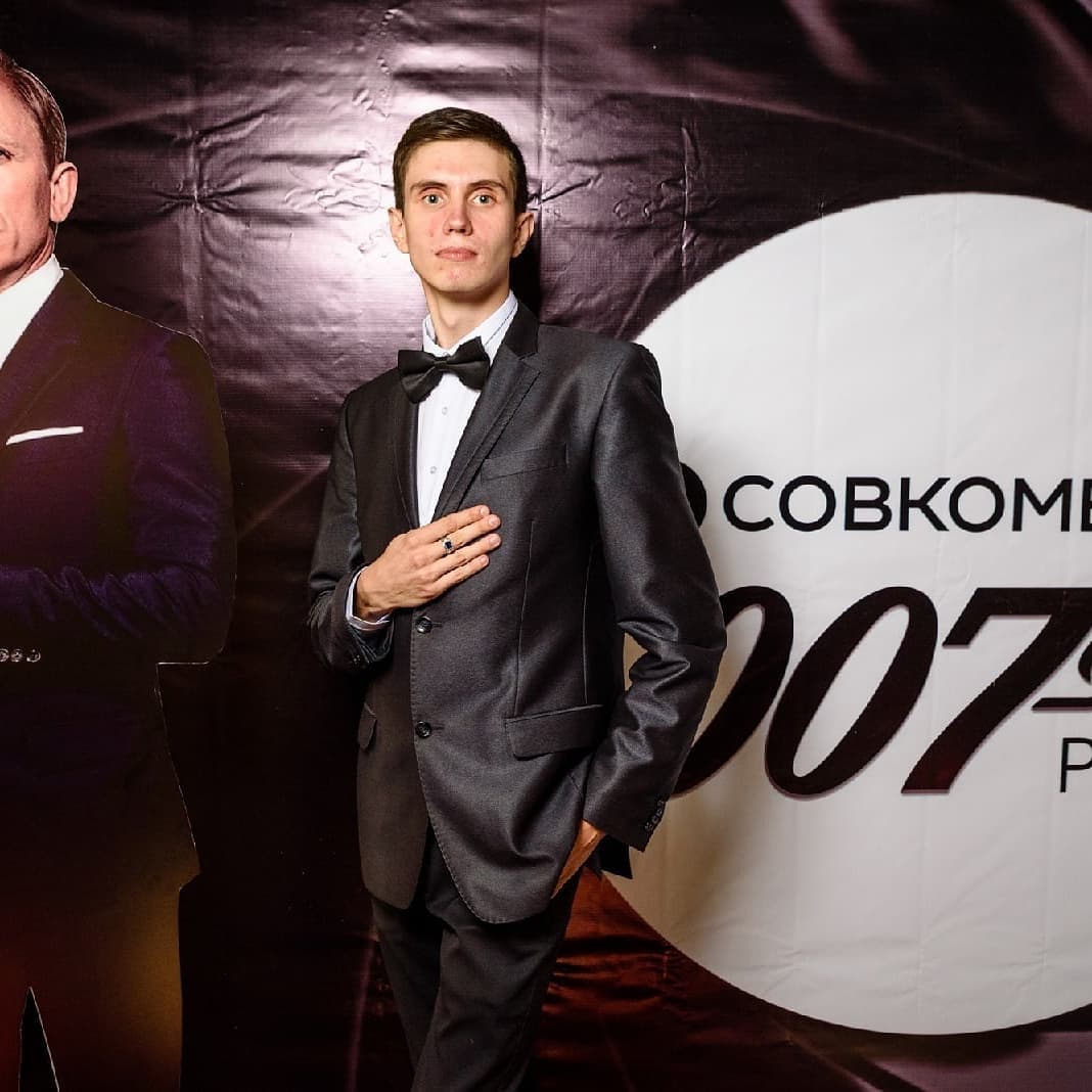 Константин в LOOKY. #совкомбанк#совком#всокомекруто#корпоратив#мероприятие#отдых#бондиана#бондджеймсбонд#JamesBond#v_sovcome_kruto. Корпоратив Совкомбан...