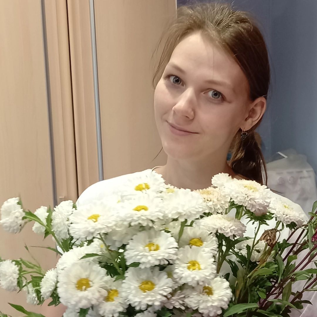 _mariya_akhmad в LOOKY. #астры,#дача,#любовь,#моясемья,#люблюнемогу,#красота,#осень2021,#сентябрь,#цветы. Главное внимание😊Но...