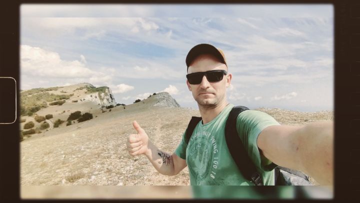 viktormarmon в LOOKY. #горы,#гора,#путешествие,#путешествия,#крым,#ялта,#природа,#лес,#солнце,#лето,#лето2021,#жара,#море,#travel,#nature,#отдых,#туризм,#поход,#viktorisfotografy,#август,#форос,#удивительныймир,#планета. Крым 2021. #горы #го...