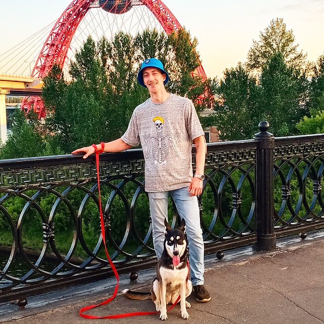 k.a.ryzhikov в LOOKY. #собакалучшийдругчеловека,#выгулсобак,#хорошовскиймост. «Собака лучший друг ...