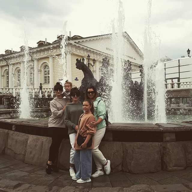 v.kochevodova в LOOKY. . Встреча сестер через...