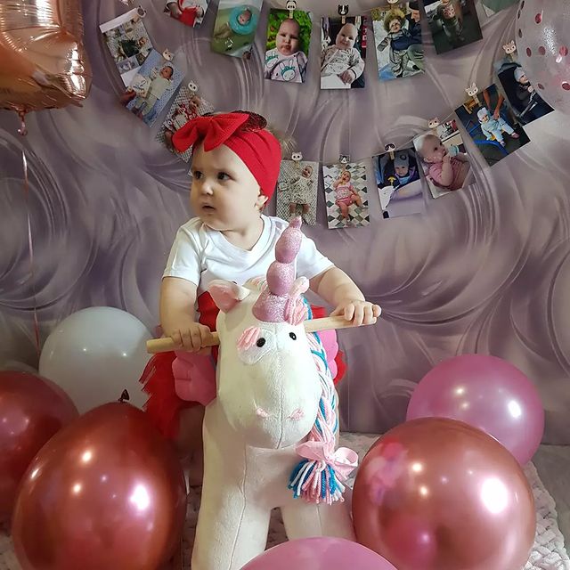 innadrozdovaaa в LOOKY. #евакоролева,#евадроздова,#годикдоченьке. Как быстро летит вре...
