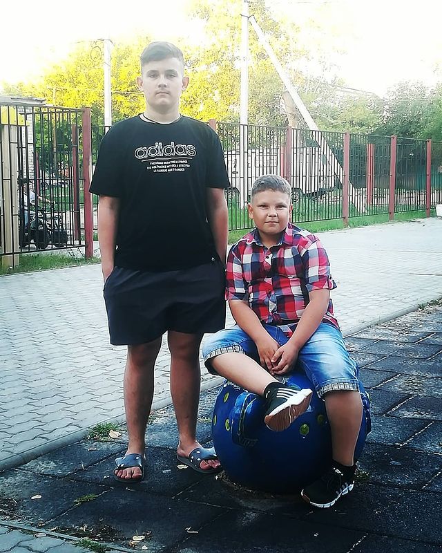 ledermannsvetlana в LOOKY. . Братаны!😎😎