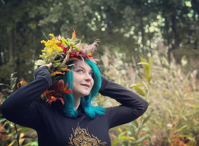 alx_nvsk в LOOKY. #autumn,#september,#autumnleaves,#wreath,#fall,#rowan,#hawthorn,#turquoisehair. Давненько здесь не б...