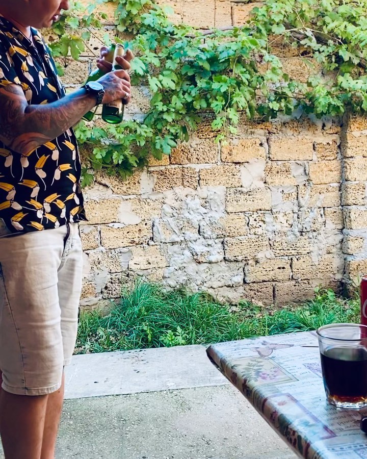 _sergey_pron_ в LOOKY. #beerbottlechallenge. #beerbottlechallenge