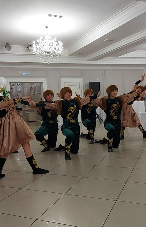 tugaeva_aliya in LOOKY. . кара жорга