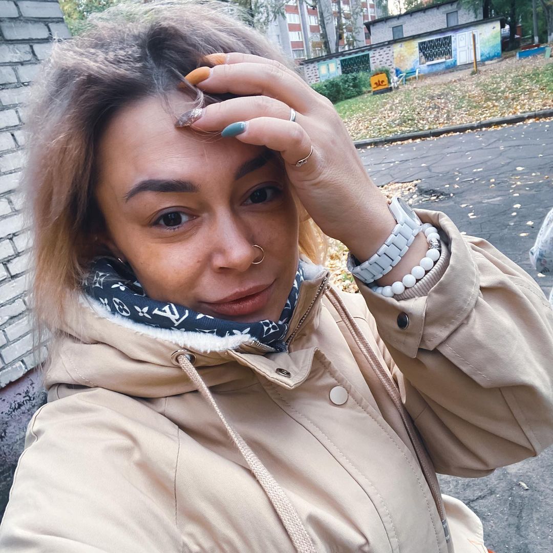 _olgasmirnova_ в LOOKY — «Исследователь жизни плевать хотел на это, закинулся бумагой