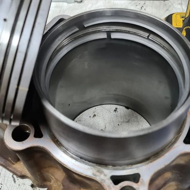 fatick777 в LOOKY. #fatickservicepro#golitsyno#atv#utv#yamaha#grizzli#artcticat#suzuki#brp#skidoo#stels#cfmoto#polaris#Dinli#gepard#квадрик#квадроциклы#голицыно#звенигород#одинцово#кубинка#Часцы#allballs#ремонтквадроциклов#квадроремонт#восстаноалениепоршневых. Очередная поршневая ...