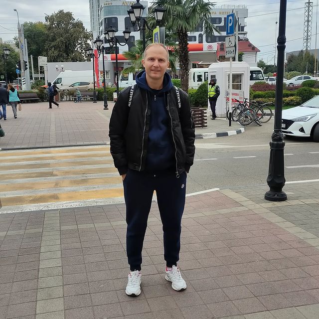 alexeyscheka в LOOKY. . null