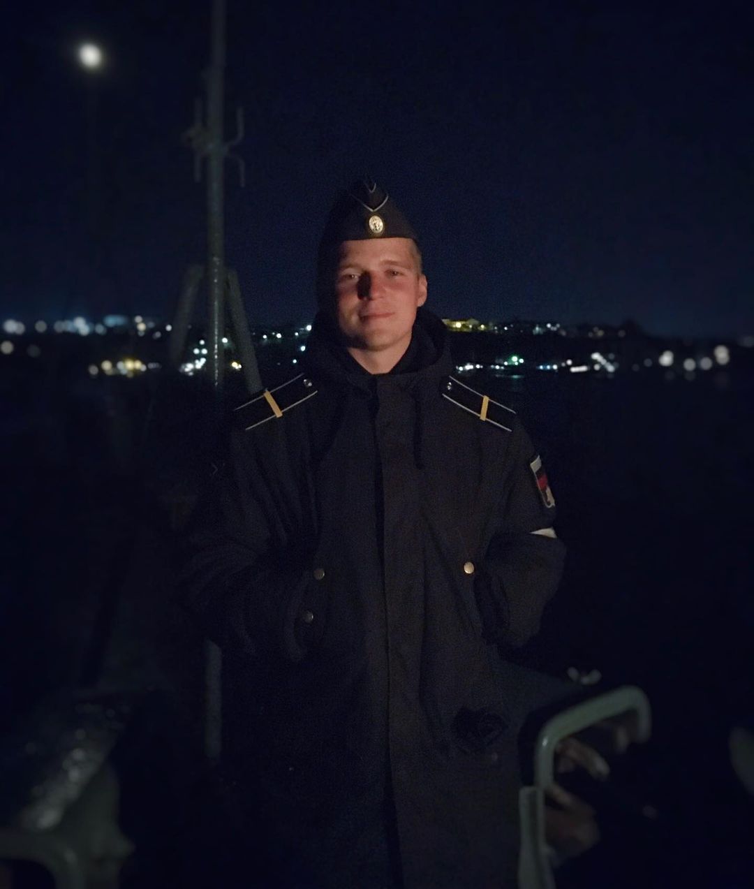 vzhabarov в LOOKY — Холода 🥶 значит скоро домой