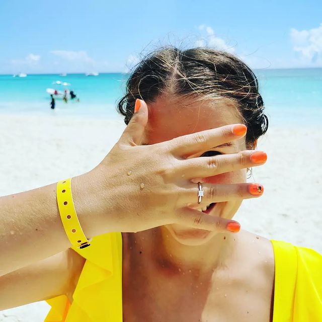 vadoss_pavlov в LOOKY. . She said yes!