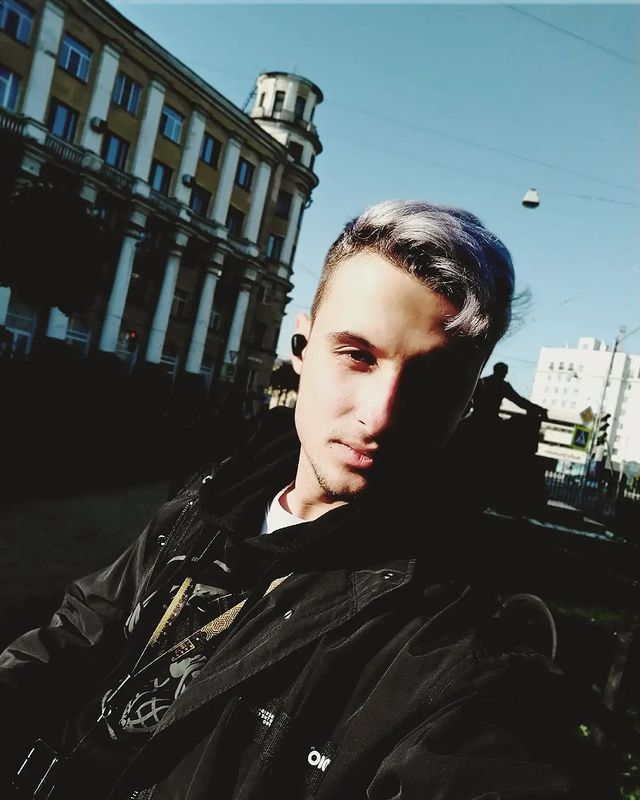 oleg_lll_ in LOOKY. #photo,#portrait,#photographer,#photoportrait,#selfie,#selfportrait,#autumn,#saintpetersburg,#artist. И ещё чуть-чуть... #...