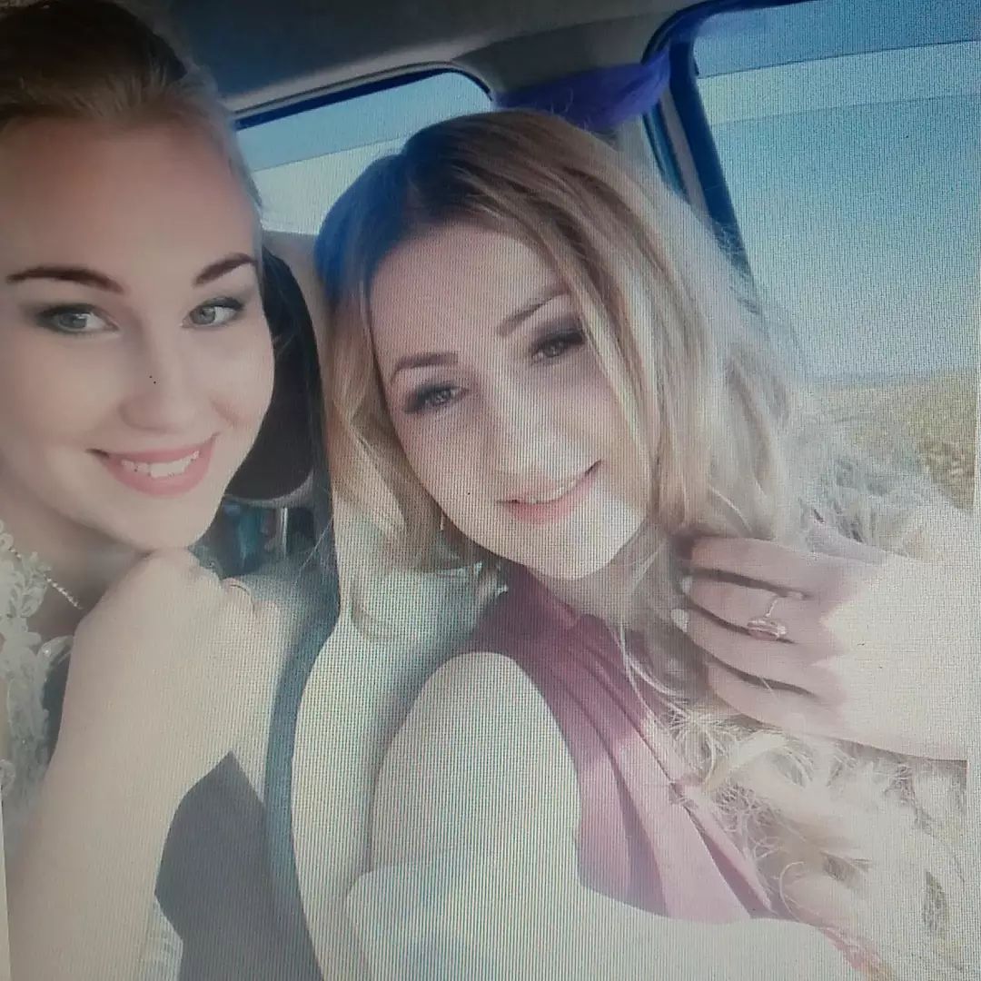 e_gurkaeva99 в LOOKY. . Родная сестра — это ...