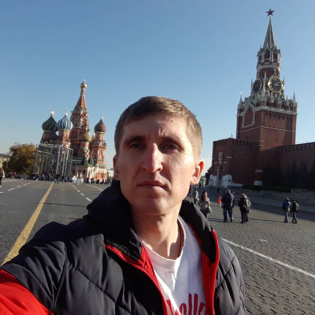 yra_vaschenko в LOOKY — #отпуск проходит хорошо,
#москва я скучал