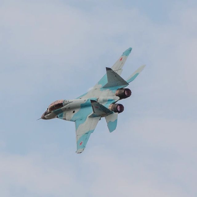 ulpbspot в LOOKY. #миг35,#микоянгуревич,#окбмиг,#mig35,#mikoiangourevitch,#instagramaviation,#instaplane,#avgeek,#russianmilitary. #миг35 #микоянгуреви...