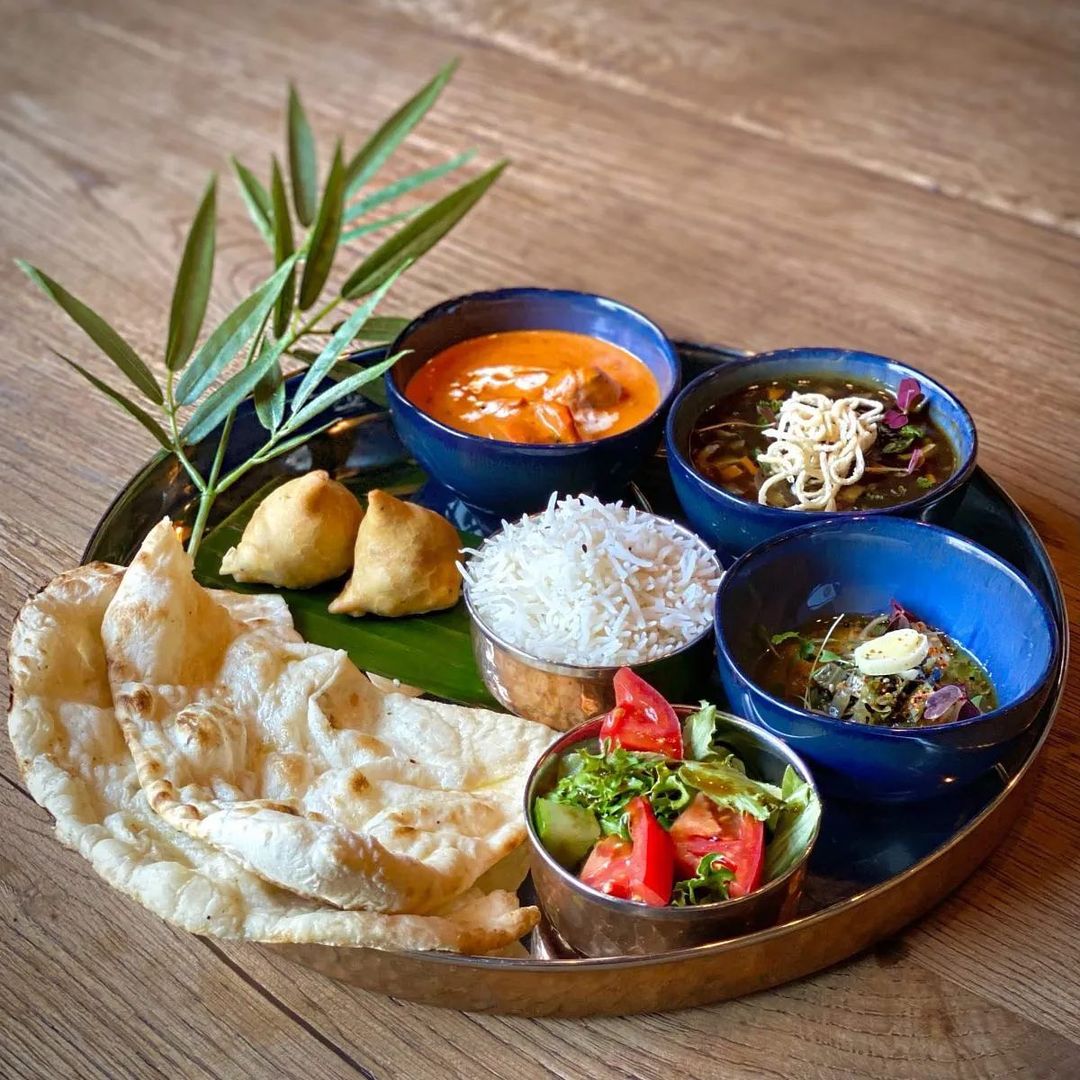 spbrestfest в LOOKY — Индийский сет за 990 рублей от ресторана @myasiatique 

🥢Ба