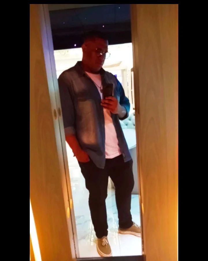 gabriel_callegario в LOOKY — Atualizar a fotinha.
#bomdia 
#errejota 
#style 
#black
