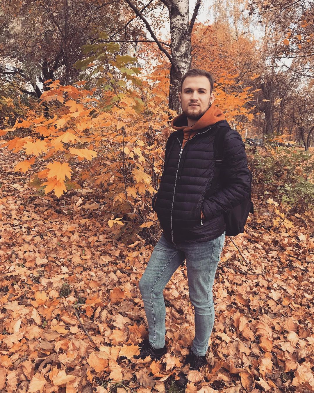 nik_dubinskiy.official в LOOKY — Немного 🤏 осеннего контента в ленту ✌️

Там никогда не гасн
