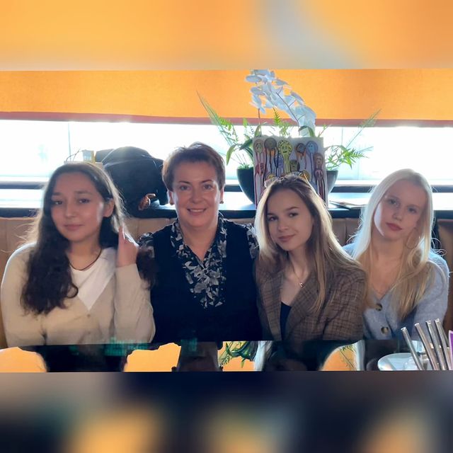 elena_lpnkna в LOOKY. #ученики,#выпускники,#шедевр. Спасибо за иницииров...