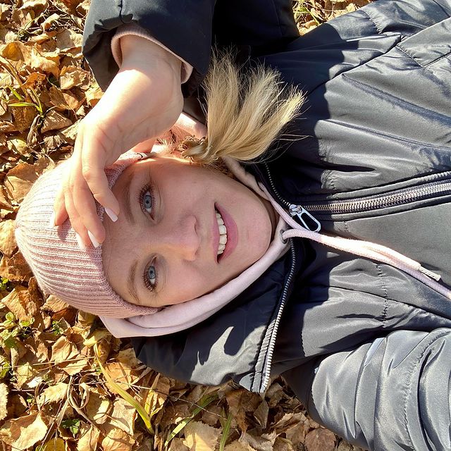 _enot_enotych_ в LOOKY. #октябрь,#костер,#небо_и_березы,#хорошо. Хорошо бахнуться в л...