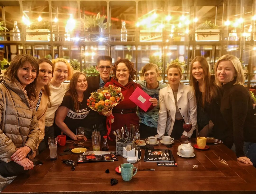 sergeeva.dolskaya в LOOKY — F❤️R💙I💜E💚N💛D🧡S
Шикарный День рождения в кругу друзей ❤️