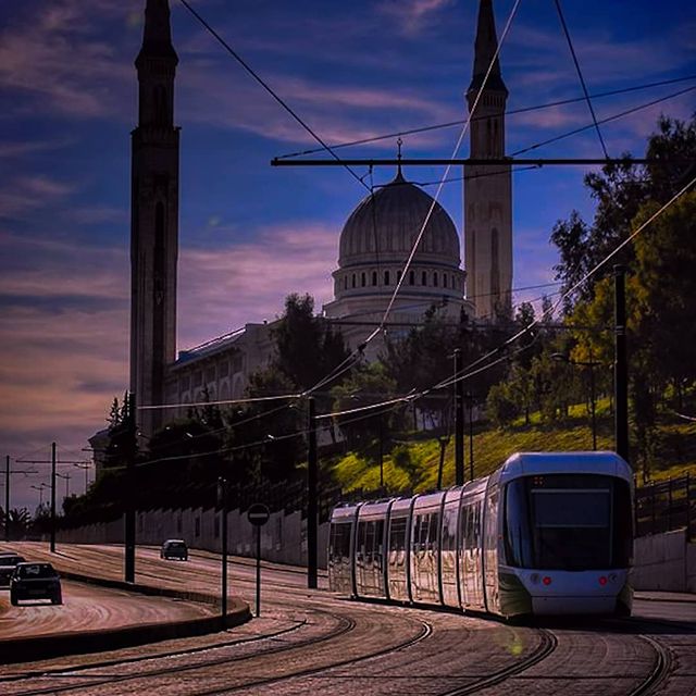 medjahed_youcef в LOOKY. #eu,#daily,#instaeuro,#tourists,#traveleurope,#europhoto,#sightseeings,#europeanstyle,#continentoftheday,#ig_europe,#continents,#igeurope,#europa,#igerseurope,#europeans,#europeanboy,#instaeurope,#europe,#europeantour,#european,#europeanvacation,#europetour,#city,#instaeu,#souvenir,#europetrip,#europeangirl. #eu #daily #instaeur...
