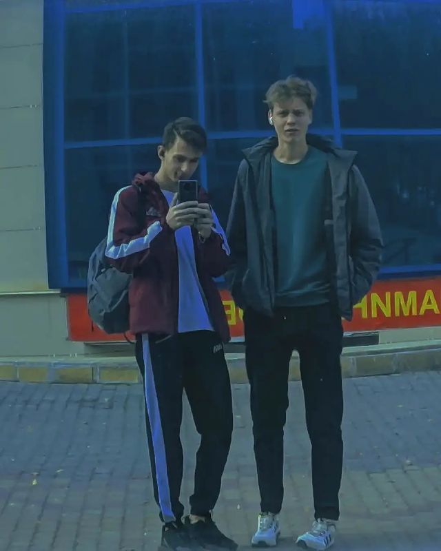 wavessongluv в LOOKY. . В отражении.