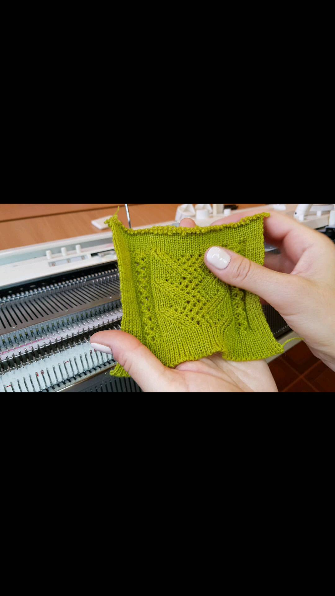 shemy.vyazaniya в LOOKY. #knitdress,#вязаноеплатье,#вязаниеслюбовью,#красивыйшарф,#красивыйсвитер,#модныйсвитер,#узоры,#узор,#узорыспицами,#длясебялюбимой,#схемывязания,#вязаниенамашине,#ажурныйузор,#машинноевязание,#узорынамашине,#вяжунамашине,#вяжемнамашине,#схемыmarishinoknits. "Ажурная елочка" на ...