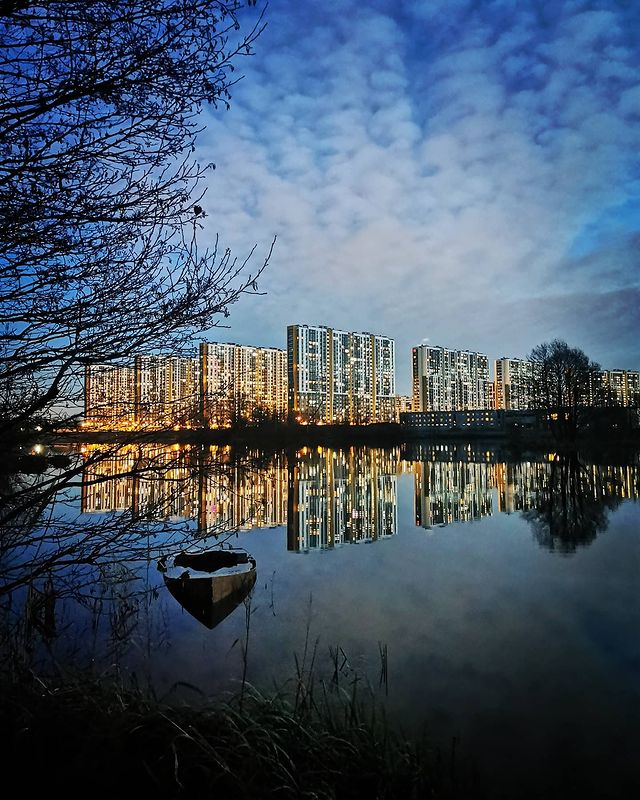 alexeybarukin в LOOKY. #питер#спб,#закат,#жкшуваловский,#приморскийрайон,#шуваловскийкарьер,#город,#городскиеджунгли,#p30pro,#huaweip30pro,#снятонаhuawei#mobilephoto#mobilephotography#piter#sun. ЖК Шуваловский в сум...