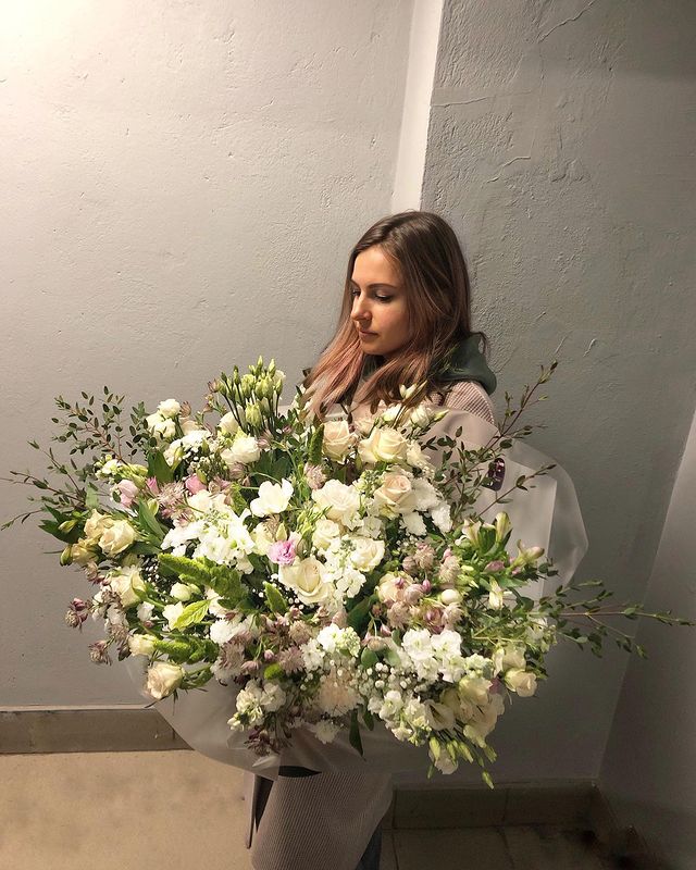 zaytseva__na в LOOKY. #трудовыебудни,#цветочное,#дефлерс,#размеримеетзначение,#bigbouquet,#flowerslover. Иногда размер имеет ...