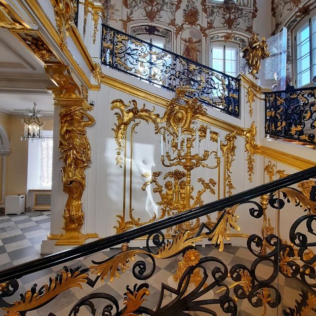 nik.mirusya.16 в LOOKY. . Дворец в Петергофе