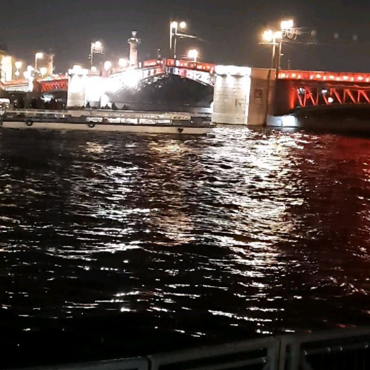 nik.mirusya.16 в LOOKY. . Развод Дворуового мо...