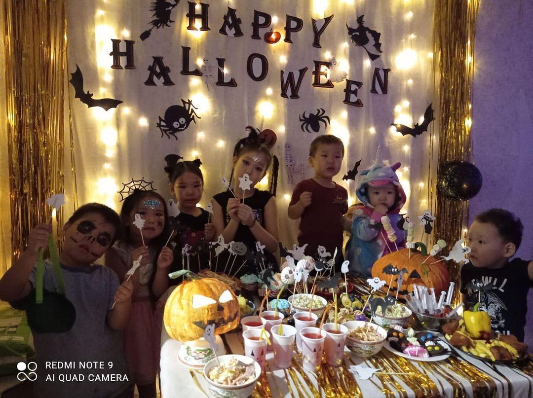 pasha_baisheva в LOOKY — Кып кыра эрээри кини эмиэ Хэллоуин вечеринкага сылдьыбыта👻