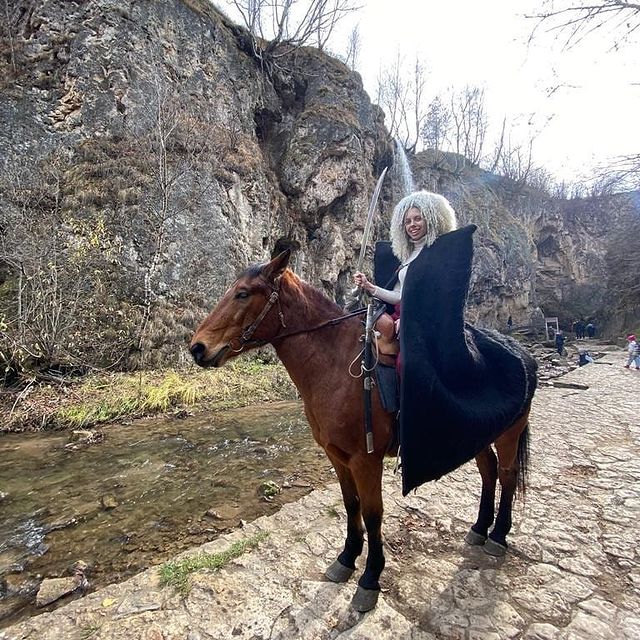 anika126rus в LOOKY. . null