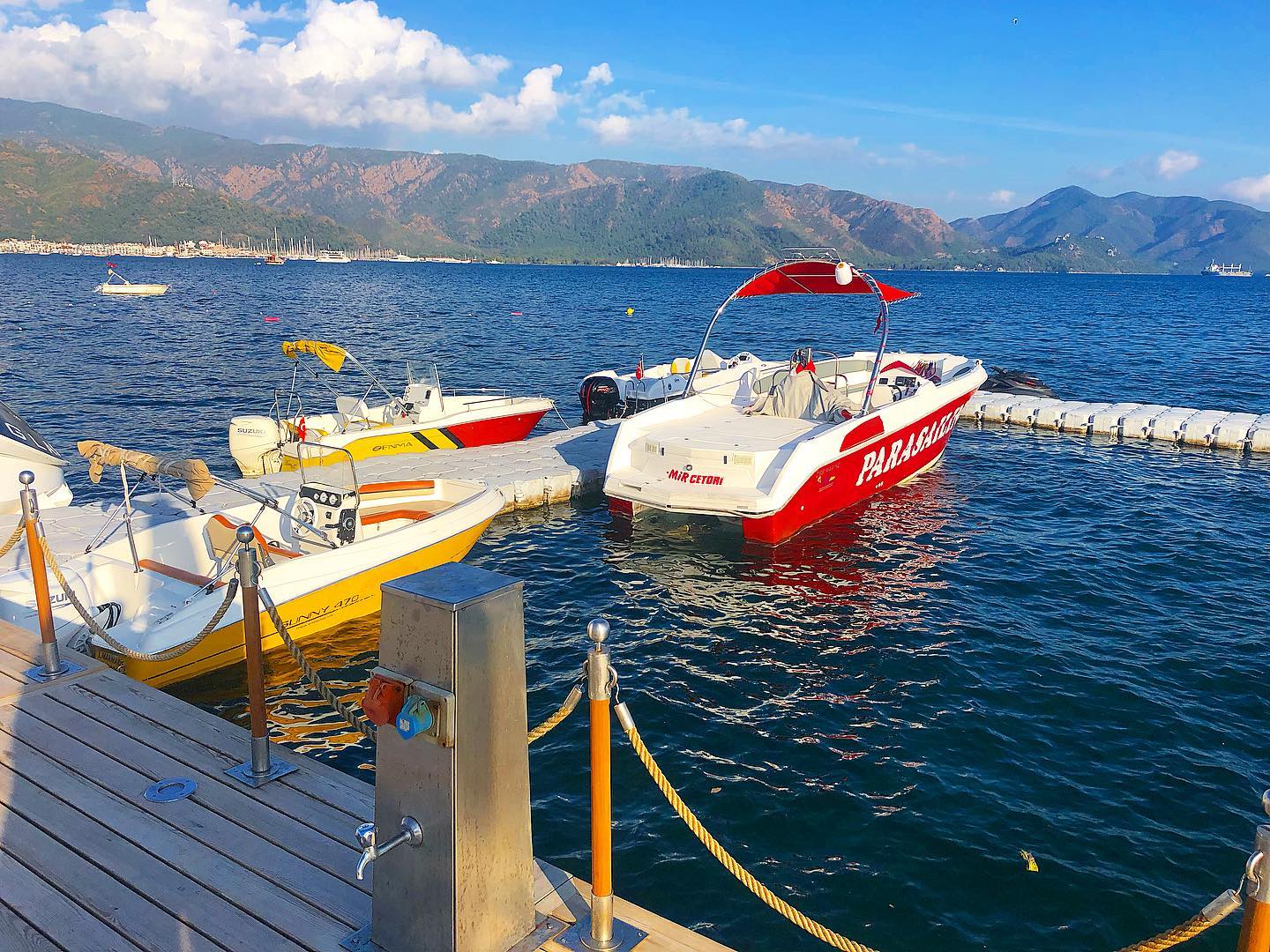 evgenia.rosl in LOOKY. #sea,#boat,#boats,#beach,#sky,#marmaris,#turkey,#nature,#naturephotography,#sealife,#november,#relax,#happiness,#турция,#туризм,#море,#море2021. #sea  #boat #boats #...