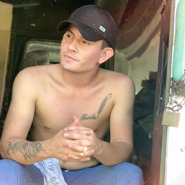 adriian_rondon в LOOKY. #love,#fashion,#instagood,#style,#photooftheday,#beautiful,#fitness,#picoftheday,#follow,#beauty,#like4like,#art,#ootd,#model,#cute,#followme,#repost,#instadaily,#happy,#instagram,#makeup,#girl,#amazing,#photography,#lifestyle. “𝑬𝒔 𝒅𝒖𝒓𝒐 𝒄𝒂�...