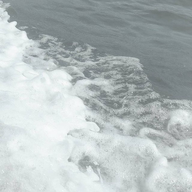 neiroksyu в LOOKY. #blacksea,#эстетикаморя,#seaaestetic,#aesteticphoto,#poems,#mypoems,#lamwriter,#стихотворениесобственногосочинения,#моестихотворение,#стихиолюбви,#олюбви,#loveis.... 🌊 more love 🌊

Вол...