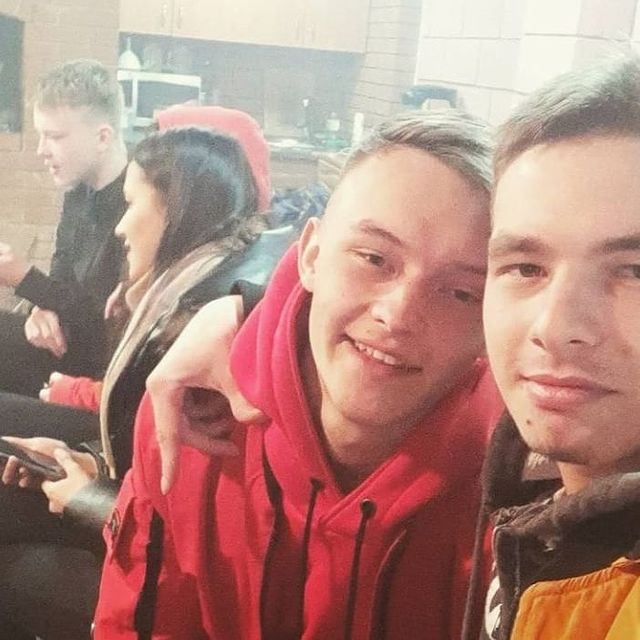 dan_444ik в LOOKY. . null