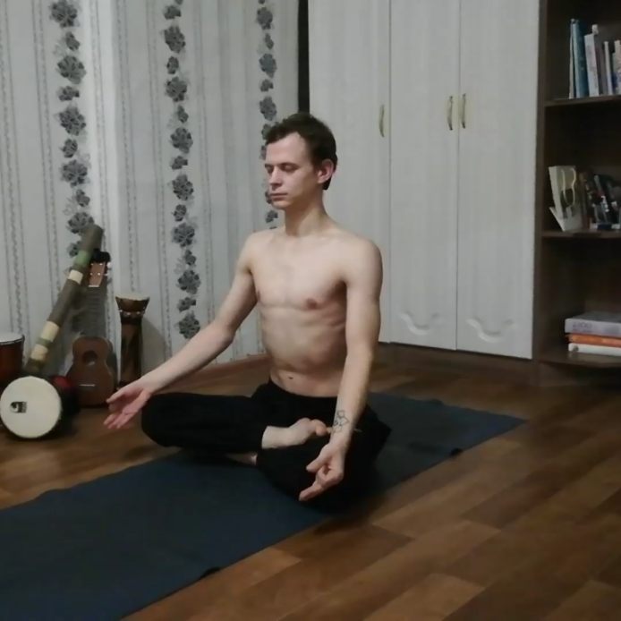 Ilya_Vishudha в LOOKY. #ольгаарефьева,#дерево,#позалодки,#asana,#hathayoga,#ilya_vishudha_discipline,#yogi,#ilyavishudha,#yoga,#йогин,#арефьева,#тело,#хатхайога,#асана,#йога,#лодка,#корпус,#арефьеваольга,#salambanavasana. Salamba Navasana
#ол...