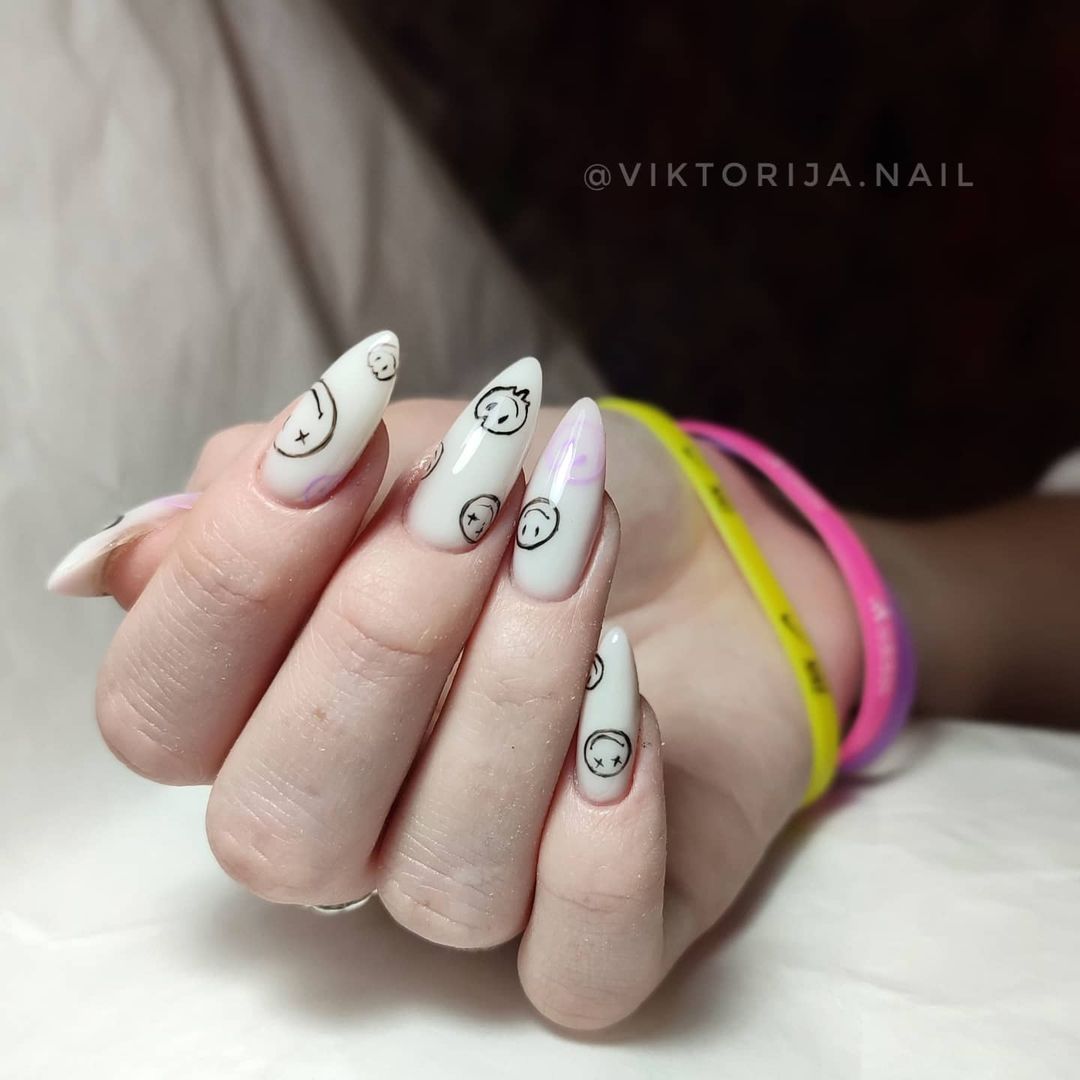viktorija.nail in LOOKY. . Смайлики на ногтях с...
