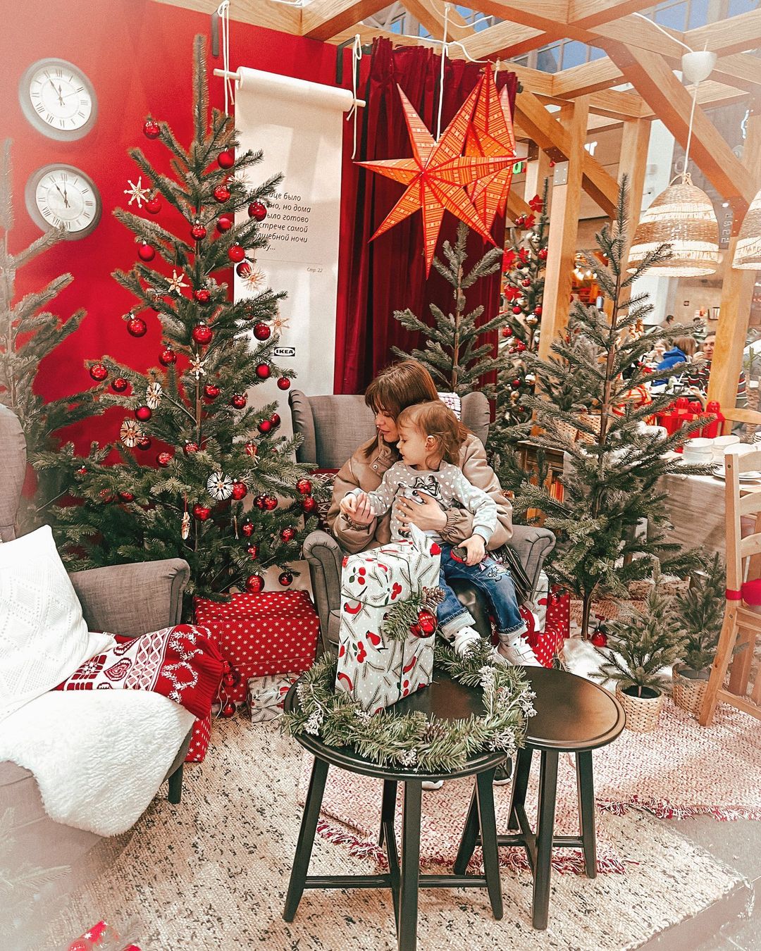 m_aximova_n_ в LOOKY — В этом году как-то рано всё начали украшать к Новому году 🎄