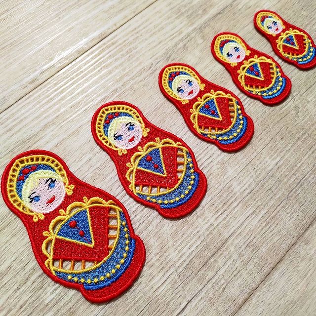 annasintez.patch.art в LOOKY. #матрешка,#вышитыематрешки,#аппликации,#нашивки,#патчи,#аппликацияматрешка,#красивыекуклы,#вышитыекуклы,#вышивканазаказ,#нашивкаматрешка,#русскиематрешки,#девочкиматрешки,#вышитыенашивки,#дизайнматрешек,#матрешкиназаказ,#материалыдлятворчества,#материалыдляшитья,#заплатки,#украшениеплатья,#ремонтодежды,#реставрация,#matrioshka,#applique,#patches,#embroidery,#embroiderymatreshka,#embroideryart,#designer,#embroiderydesigner. Матрешки❤️
Моя любов...