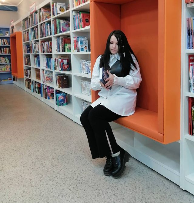 nicktashabane в LOOKY. #мбуклихославльскаябиблиотека#работа#гаррипоттервмоейдуше#чтениеэтожизнь#книги#гаррипоттер#жизнь#мояжизнь#фото#библиотека#библиотекарь#работавбиблиотеке. Что делает библиотек...