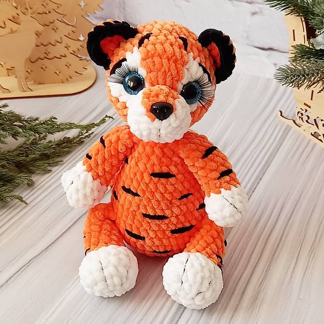maritoys.ru в LOOKY. #рукоделие,#yткаклуб,#Канзаши,#символгода,#ручная_работа,#подарокдевушке,#школьныеподелки,#yютныймир,#поделкивсадик,#вяжутнетолькобабушки,#девочкитакиедевочки,#владикавказ,#ярмаркамастеров,#Уссурийскийклубмастеров,#подарокнановыйгод,#плюшкаигрушка,#новый,#2022,#годтигра,#чердаквладикавказ. Символ 2022 года! Ти...