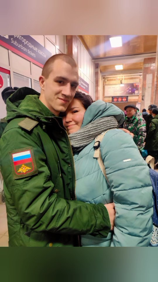 _annafurnan_ в LOOKY. . Служи родной, а я до...