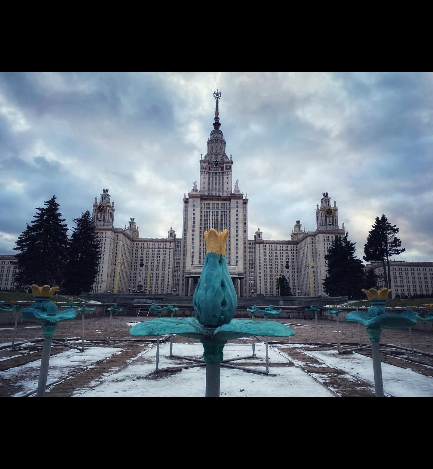 h4gen в LOOKY — Я в фонтане. Да, не день ВДВ, и я не служил, но пройти мимо 