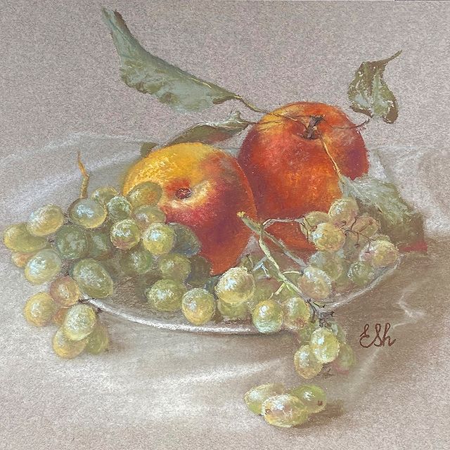 lena_shar_art в LOOKY. #pastelcolors,#pastel,#art,#drawing,#pastelart,#artwork,#artistsoninstagram,#painting,#fruitart,#artoftheday,#sketch,#instaart,#draw,#contemporaryart,#sketchbook,#arts,#instagood,#artsy,#fineart,#artlovers,#sketching,#modernart,#originalart,#peaches,#grapes,#stilllife,#kitchendecor,#elenasharapova,#commissionart,#customart. Grapes and Peaches, ...