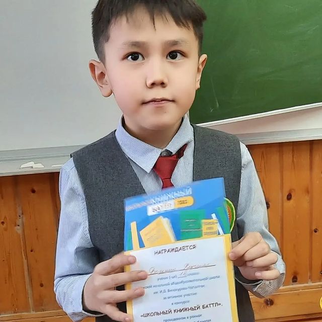 ariadna_bochonina в LOOKY. . Школьные будни Кирил...