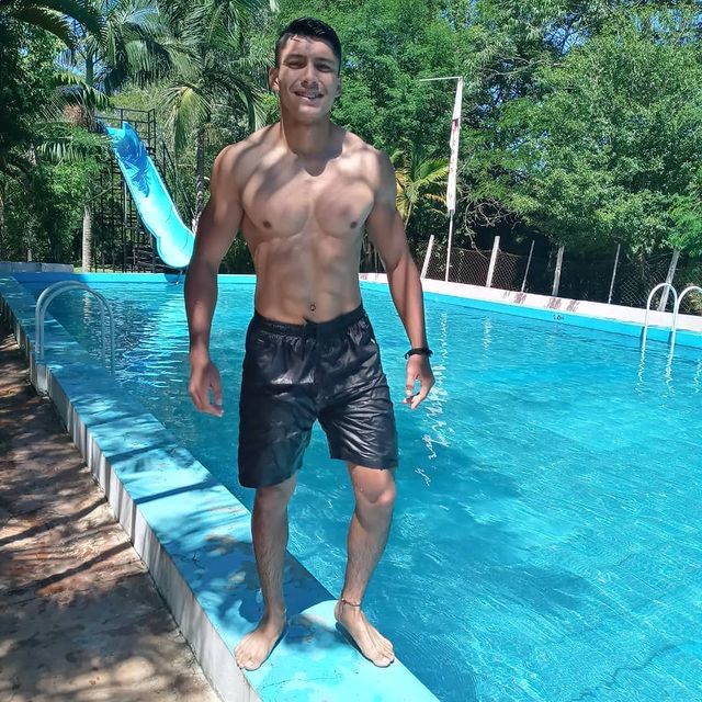 kiketillner_ в LOOKY. #summer,#training,#hardwork. Me piden que paren p...