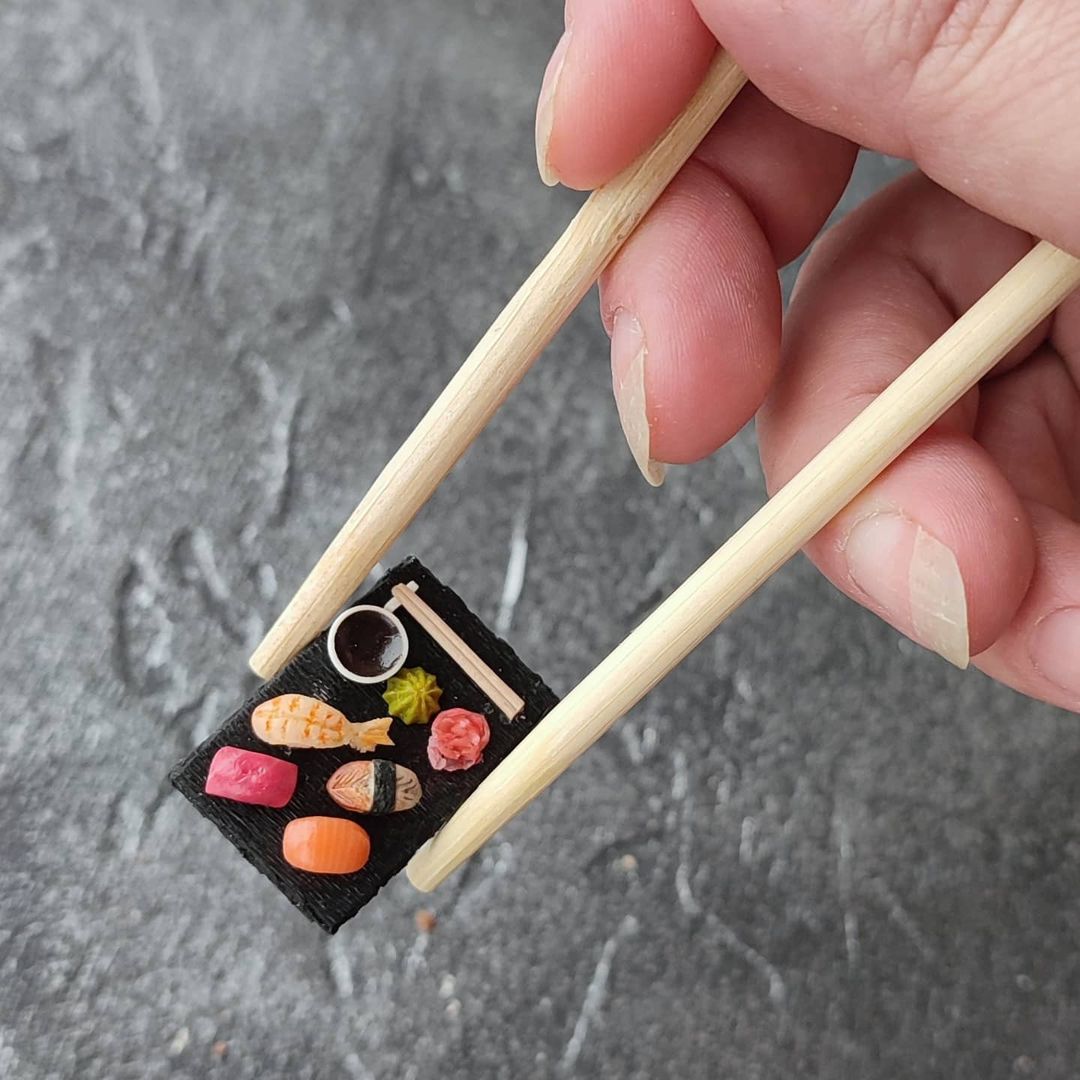 Back to work after the covid "vacation". 🤗
.
.
#miniature #miniaturefood #dollhouse